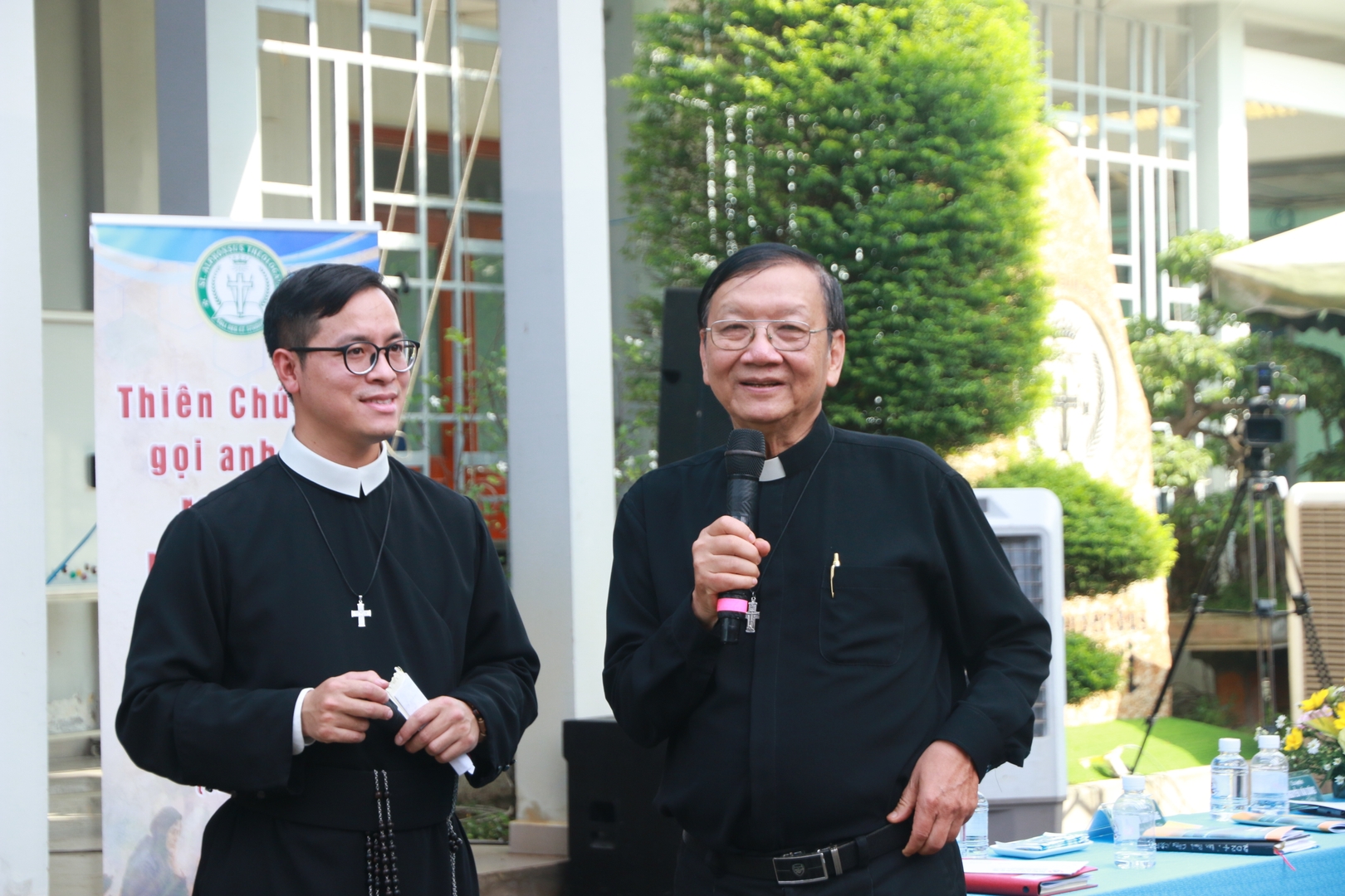 Hội thảo chuyên đề Triết học: Vấn nạn sự dữ trong thế giới hôm nay - 19.10.2024