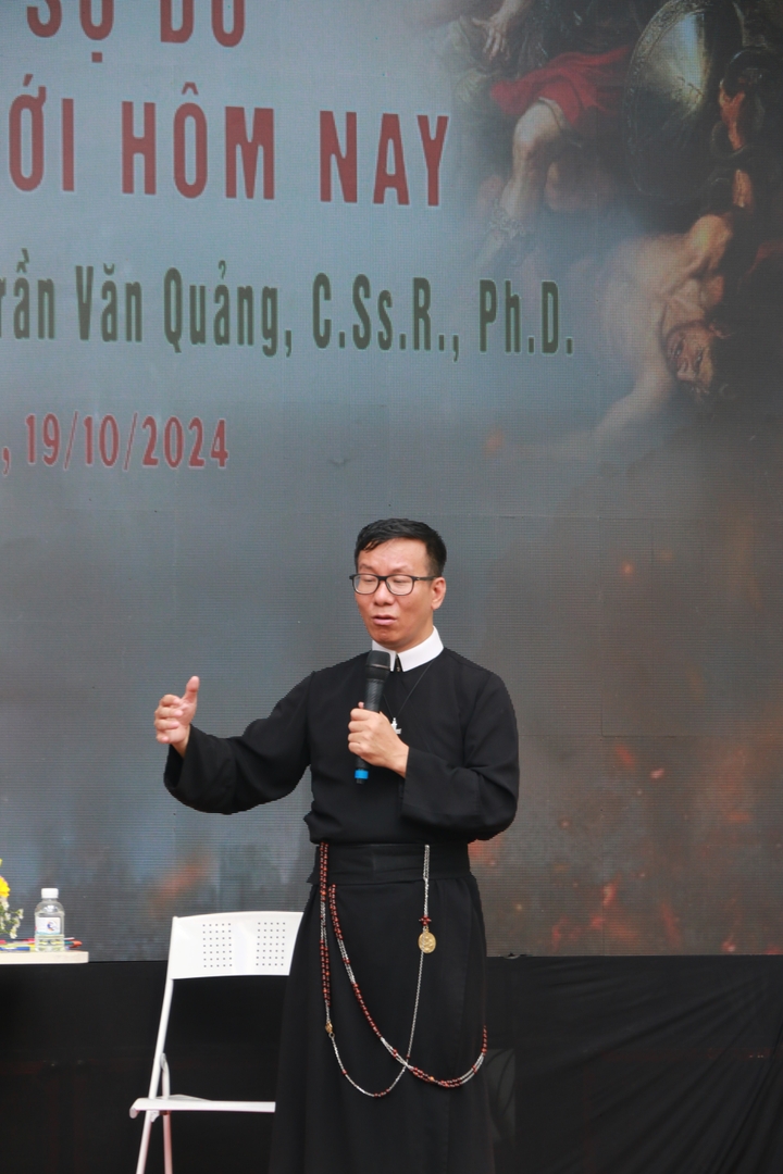 Hội thảo chuyên đề Triết học: Vấn nạn sự dữ trong thế giới hôm nay - 19.10.2024