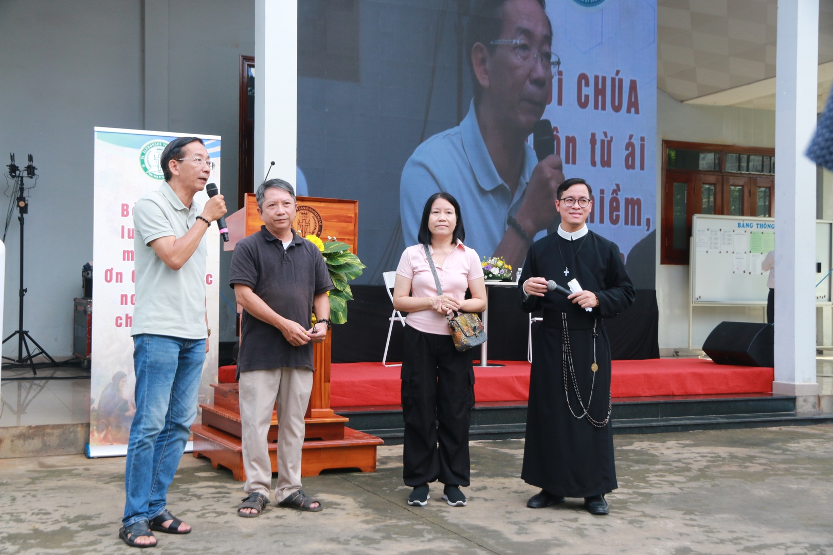 Hội thảo chuyên đề Triết học: Vấn nạn sự dữ trong thế giới hôm nay - 19.10.2024