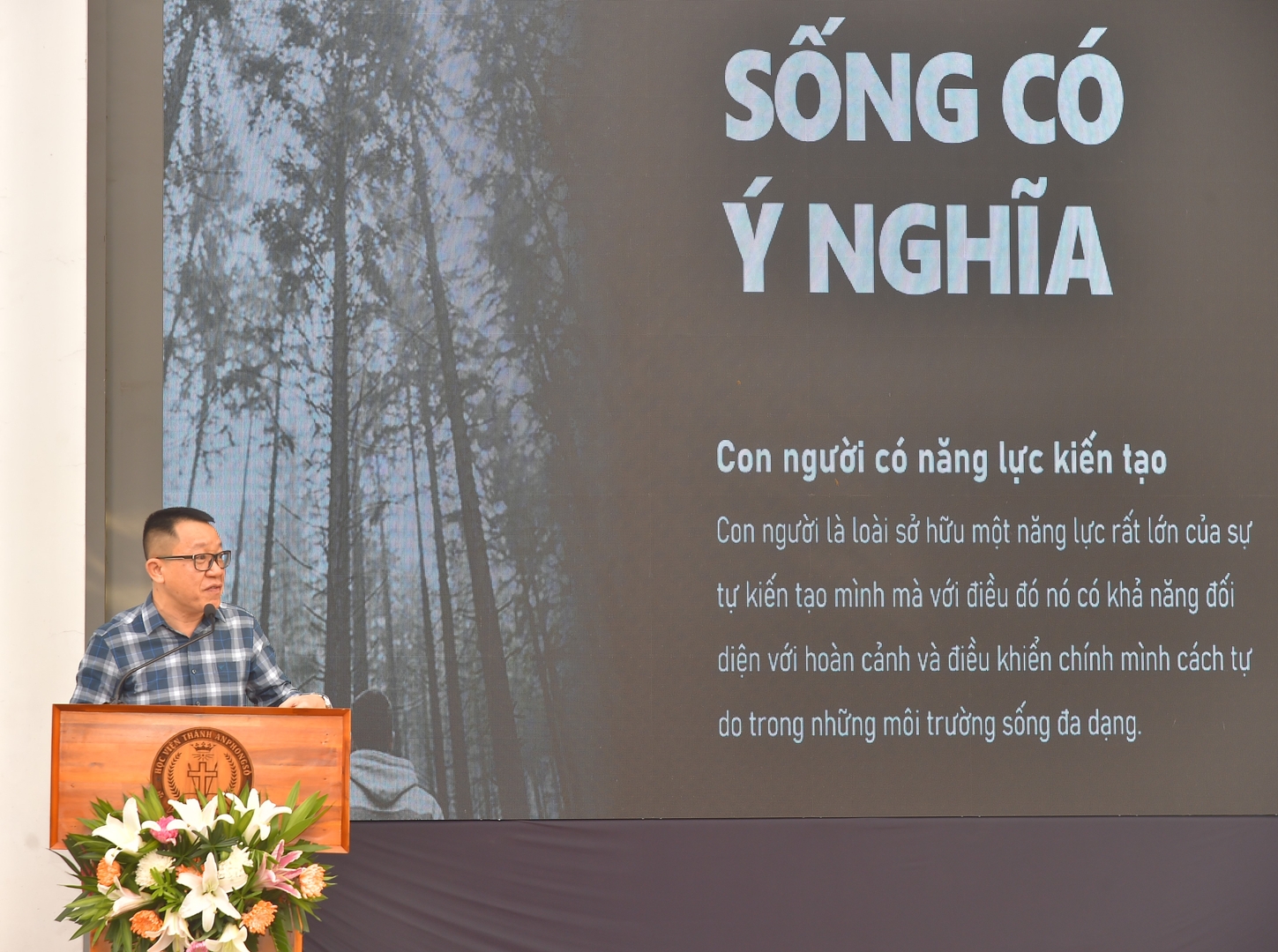 Hội thảo chuyên đề Triết học “Kiến tạo con người chân thực trong xã hội ngày nay”