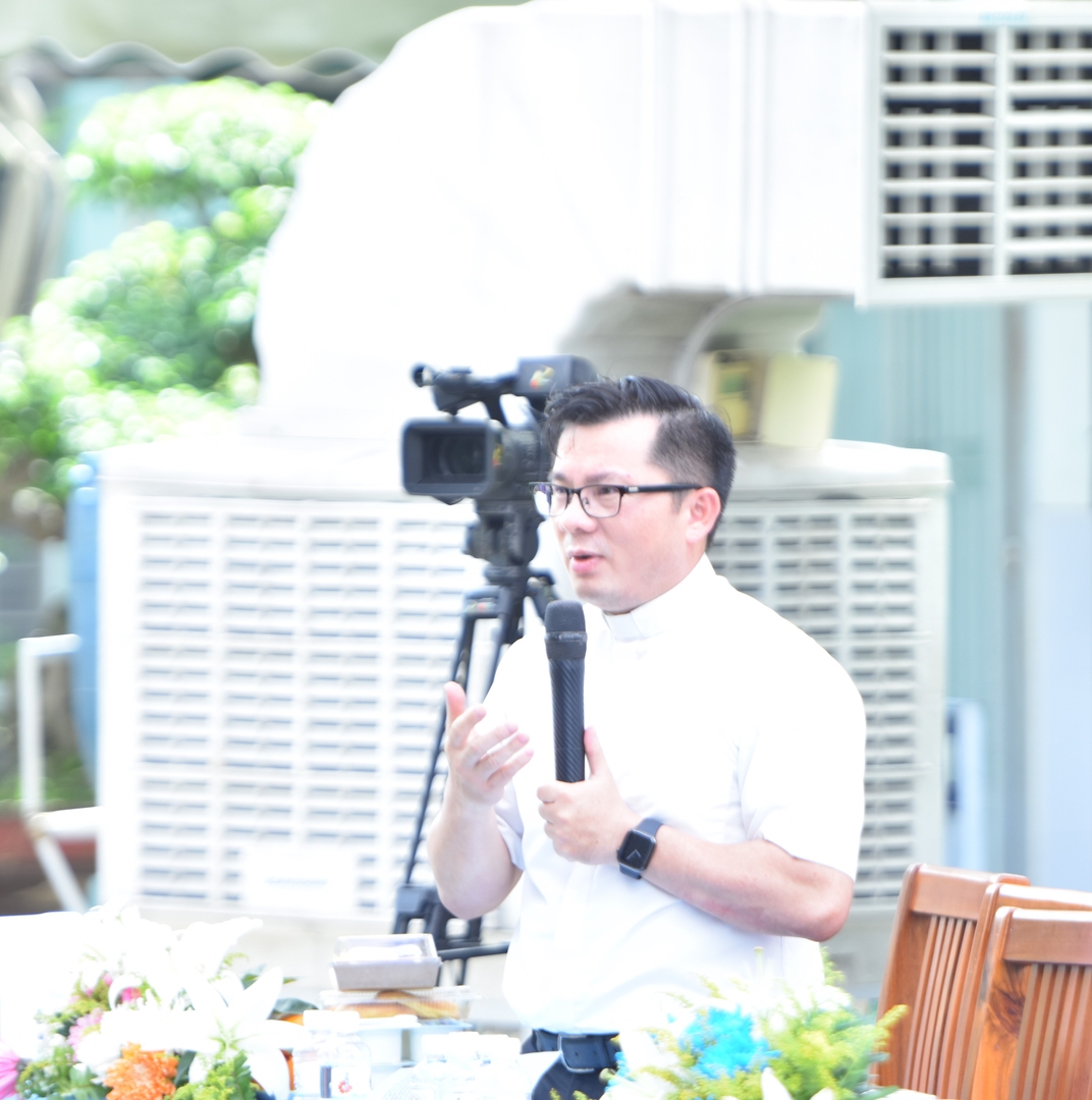 Hội thảo chuyên đề Triết học “Kiến tạo con người chân thực trong xã hội ngày nay”